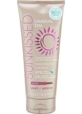 SUNKISSED Gradual Tan Light to Medium 200ml Lotion